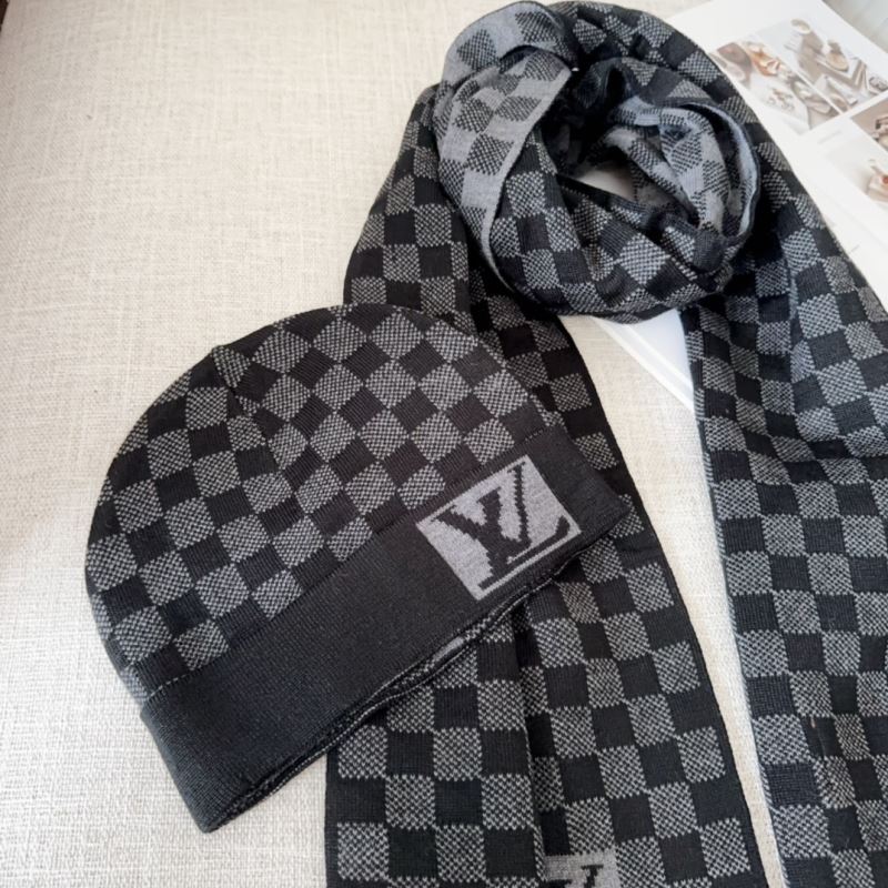 Louis Vuitton Caps Scarfs